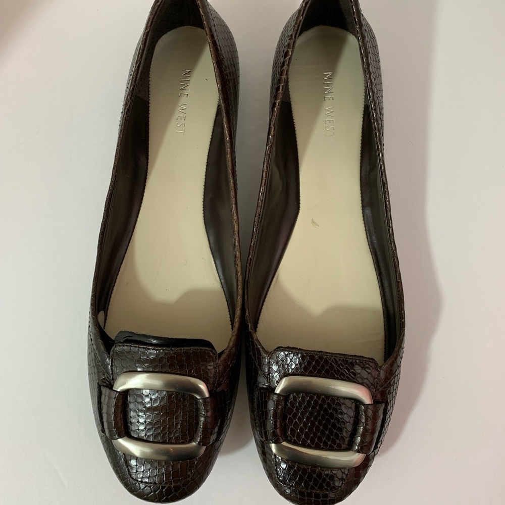 Nine West Brown faux snakeskin flats